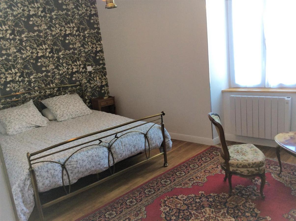Pacy-sur-Armancon L'Instant Present B&B 외부 사진